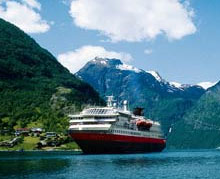 Norwegian Gem Cruises